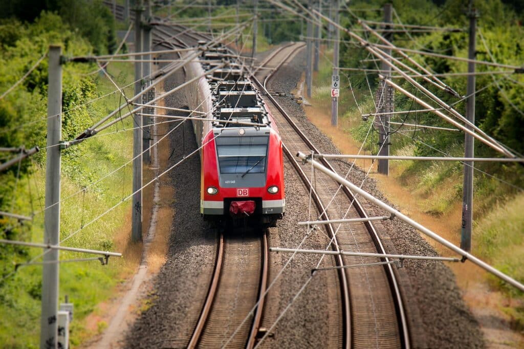 Zug, Bahn
